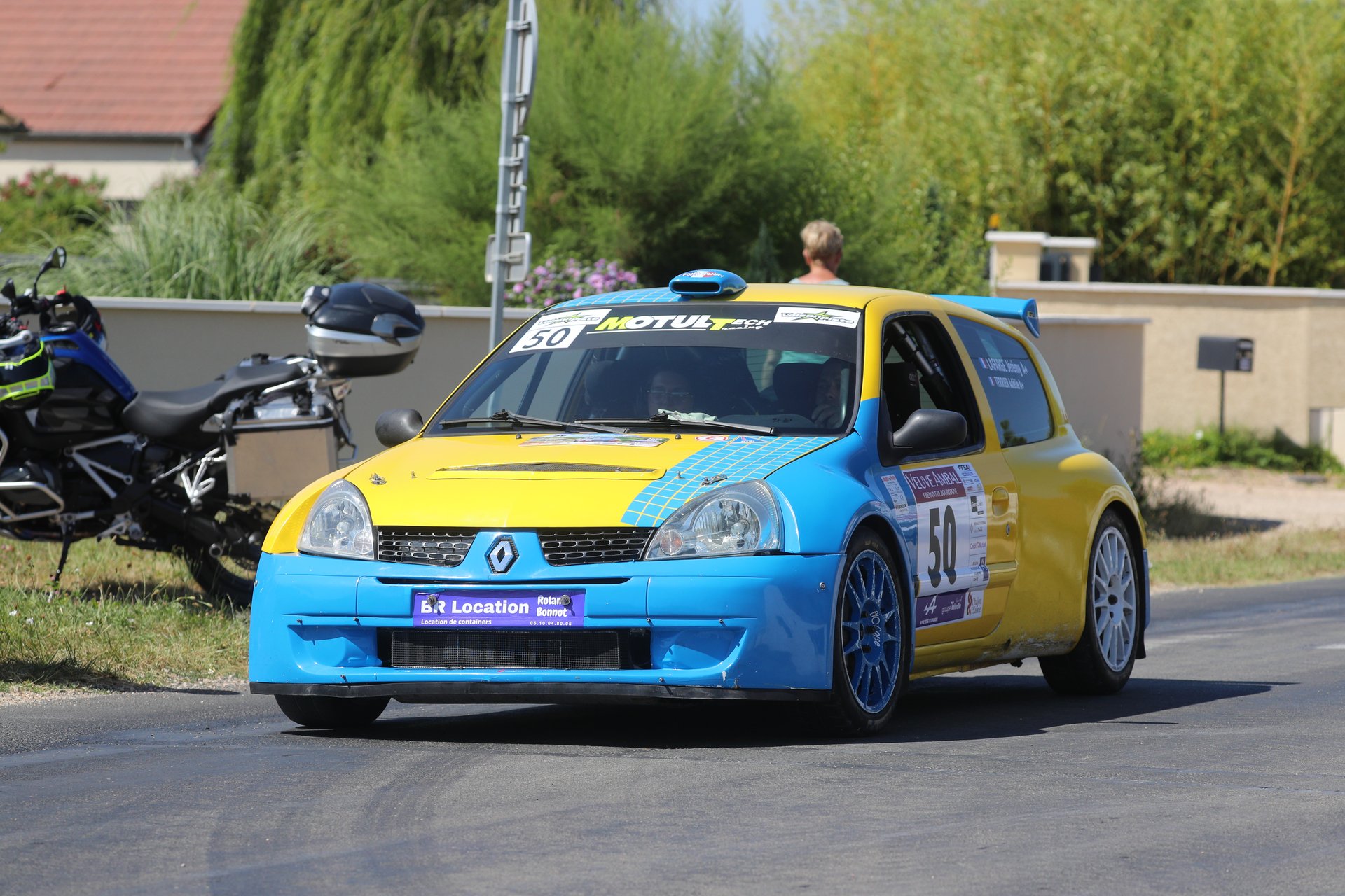 Clio en action village